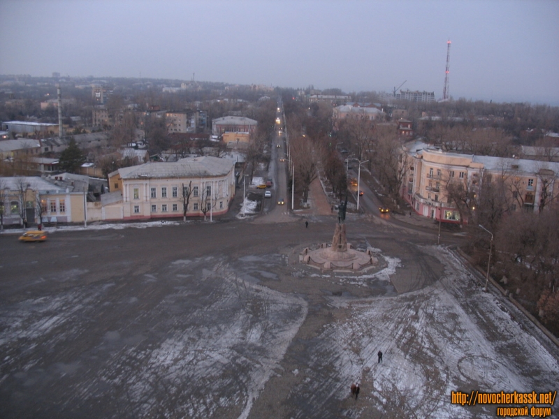 Новочеркасск: Вид с собора. Площадь Ермака, памятник Ермаку и проспект Ермака