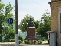 Памятник атаману Платову на коне