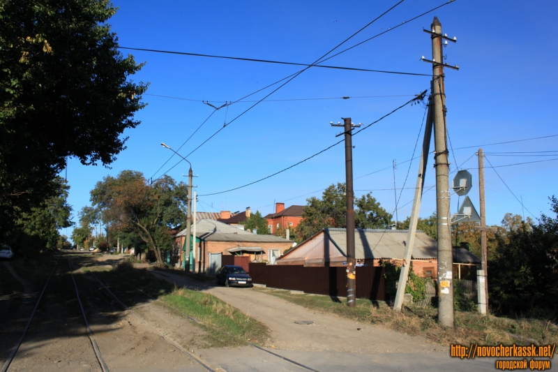 Новочеркасск: Вид на Щорса с улицы Ленгника