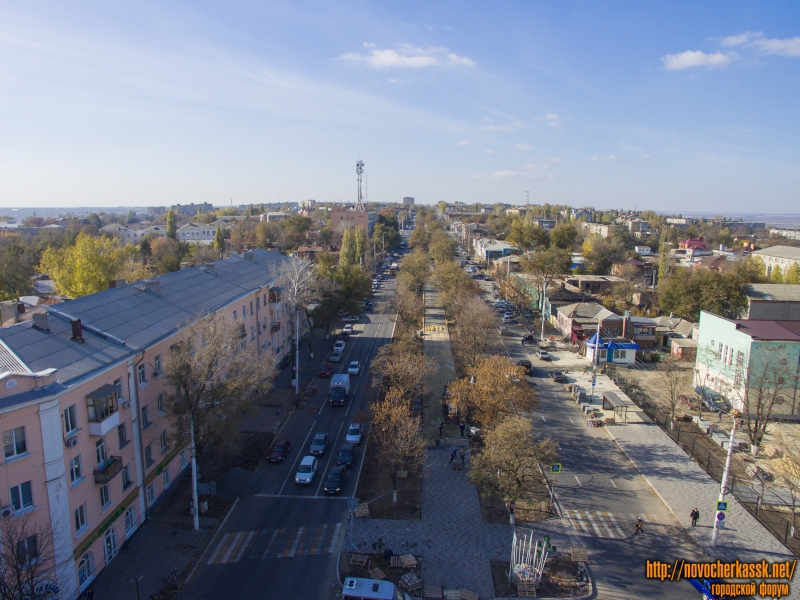 Новочеркасск: Проспект Баклановский. Вид с Троицкой площади