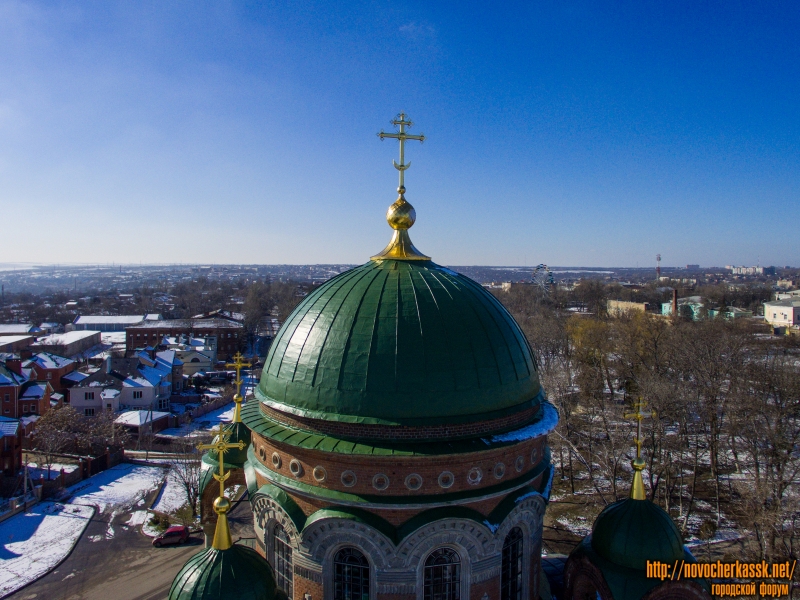 Новочеркасск: Крест на Александро-Невском храме