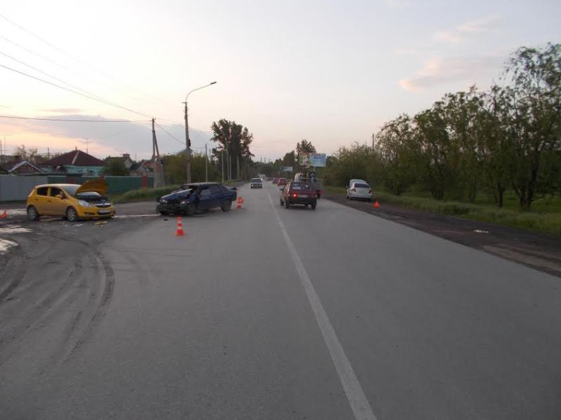 Авария на пересечении улицы Харьковской и улицы Войскова, Новочеркасск